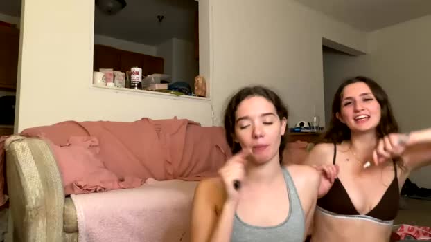 kylieexoxoxo2432 Females Chaturbate 29-06-2024