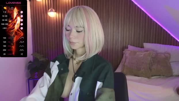 amelieaxie Females Chaturbate 15-07-2024