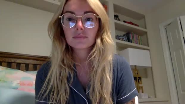 lulu22199 Females Chaturbate 19-07-2024