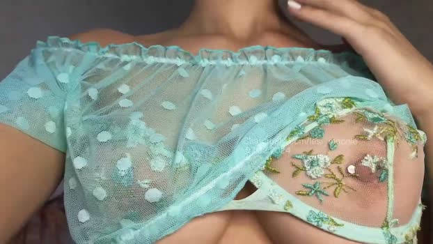 lesi_moonie Females Chaturbate 22-07-2024