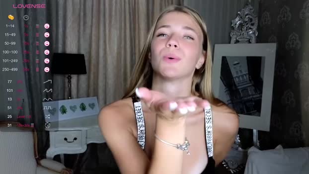 cute_fox_girl Females Chaturbate 24-07-2024