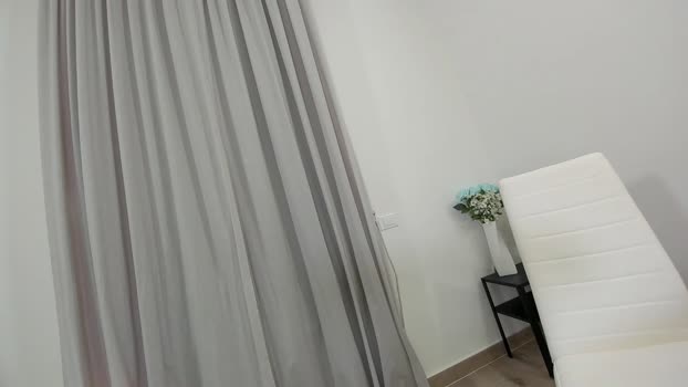 ehotlovea Females Chaturbate 27-07-2024