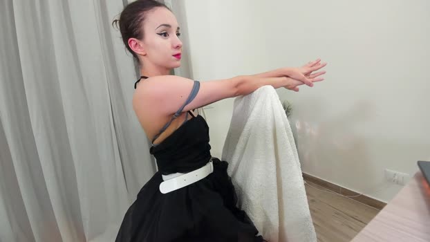 ehotlovea Females Chaturbate 29-07-2024