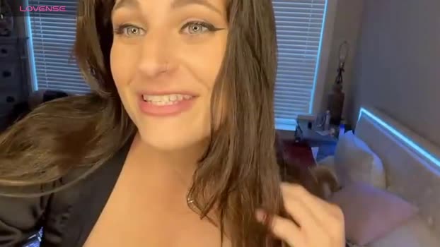 ambersteele33 Females Chaturbate 01-08-2024