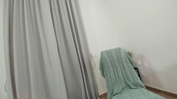 ehotlovea Females Chaturbate 01-08-2024