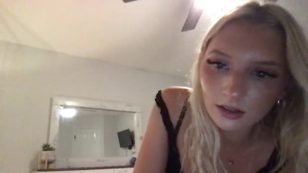 bellagreyoxo Females Chaturbate 03-08-2024