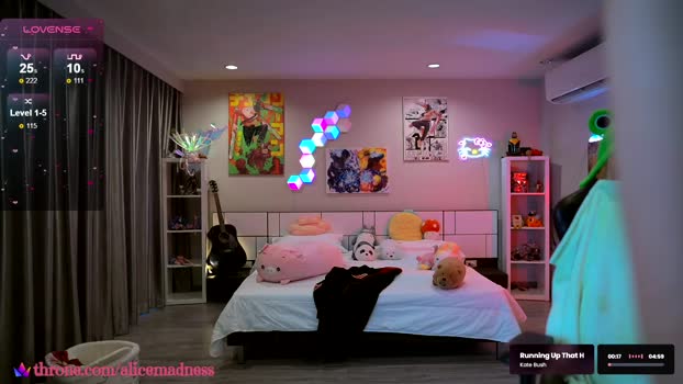 madnessalise Females Chaturbate 04-08-2024