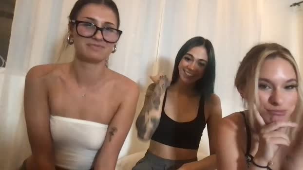 daisymodeling Females Chaturbate 05-08-2024