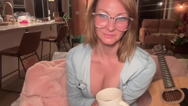 kaileeshy Females Chaturbate 08-08-2024