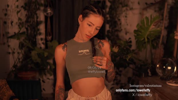 effylowell_ Females Chaturbate 10-08-2024
