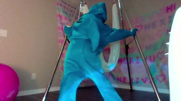hexivu Females Chaturbate 13-08-2024