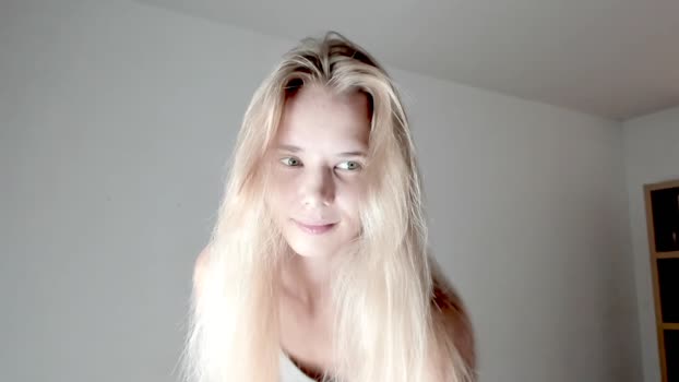 infinite_reality Females Chaturbate 18-08-2024