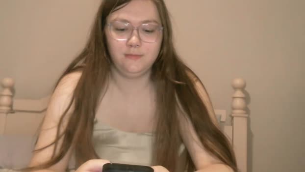 kkisbabyy Females Chaturbate 19-08-2024