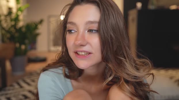 mia_elfie Females Chaturbate 19-08-2024