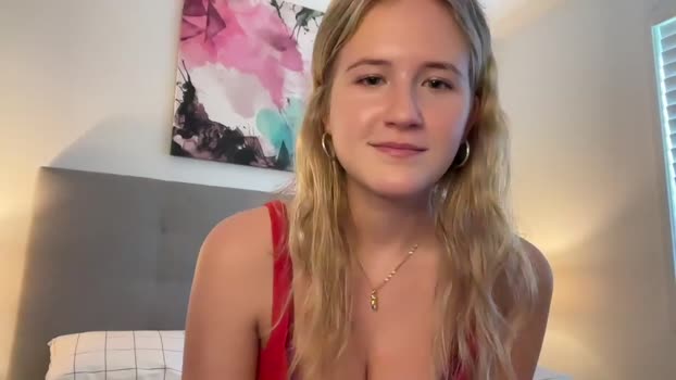 itssosierra Females Chaturbate 20-08-2024