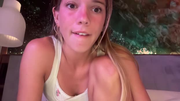 oliviahansleyy Females Chaturbate 20-08-2024