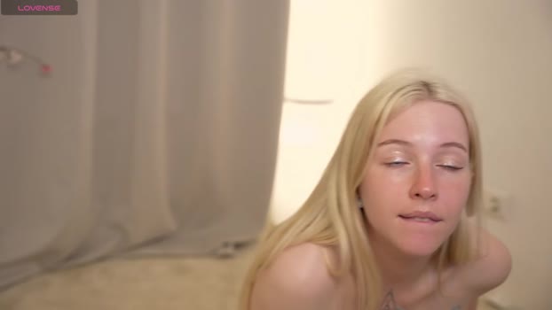 my_stella Females Chaturbate 27-08-2024