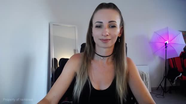 rainleiwa Females Chaturbate 27-08-2024