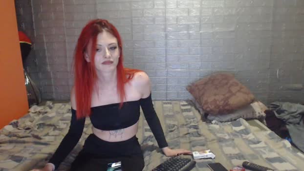 emmily000 Females Chaturbate 31-08-2024