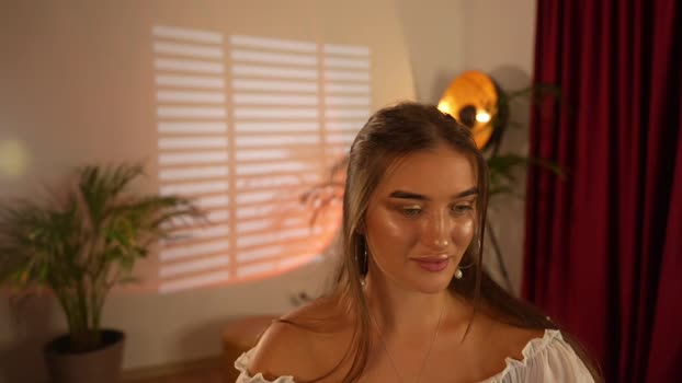 omiliver Females Chaturbate 30-08-2024