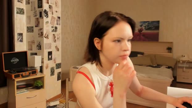 yourprincessbubblegum Females Chaturbate 31-08-2024