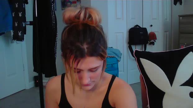 briadominick Females Chaturbate 09-09-2024