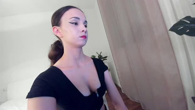 ehotlovea Females Chaturbate 09-09-2024
