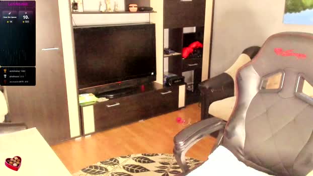 xlaracroftx Females Chaturbate 12-09-2024