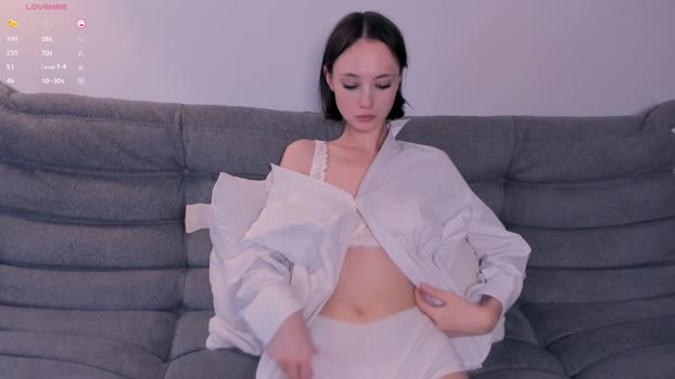 lauratanguy Females Chaturbate 16-09-2024