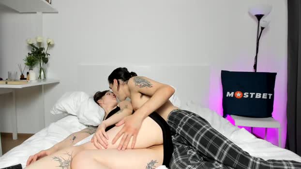 lilkimhugoash Couples Chaturbate 17-09-2024