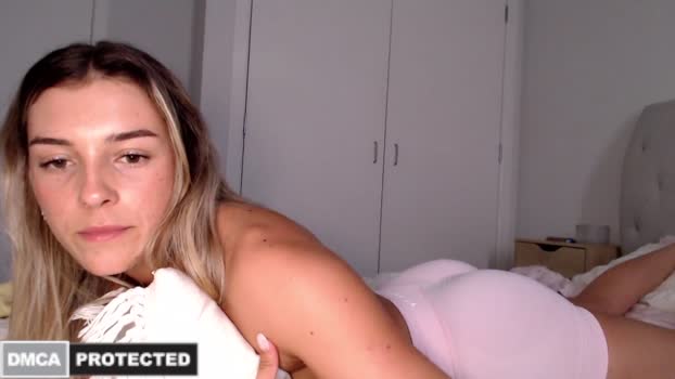 parisbabyxox Females Chaturbate 19-09-2024