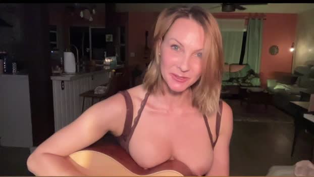 kaileeshy Females Chaturbate 21-09-2024