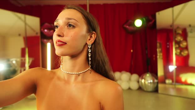 _meganmeow_ Females Chaturbate 21-09-2024