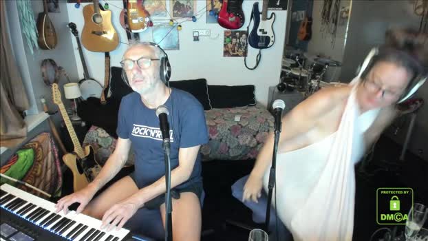win2win Couples Chaturbate 21-09-2024