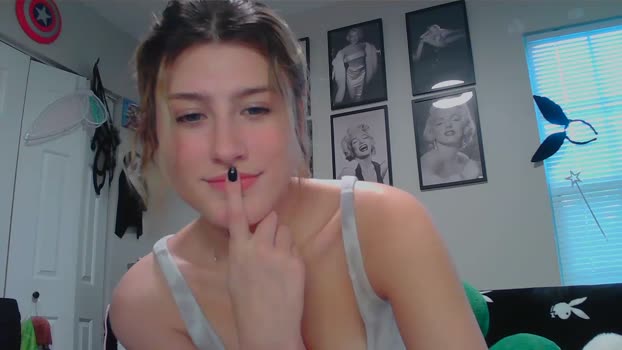 briadominick Females Chaturbate 28-09-2024