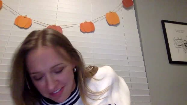rubmyclit22 Females Chaturbate 29-09-2024