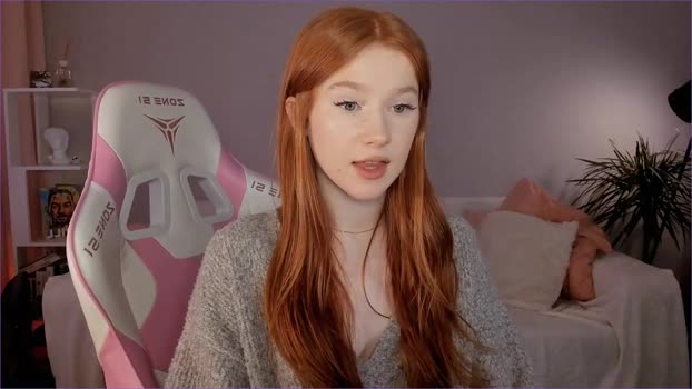 leahsthetics Females Chaturbate 30-09-2024