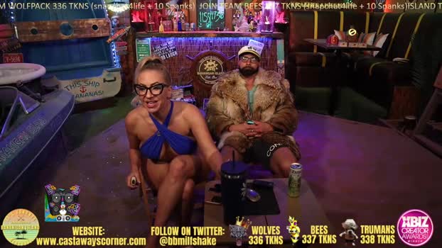 bigbananamilfshake striptease Webcam SHOW @ Chaturbate 01-10-2024