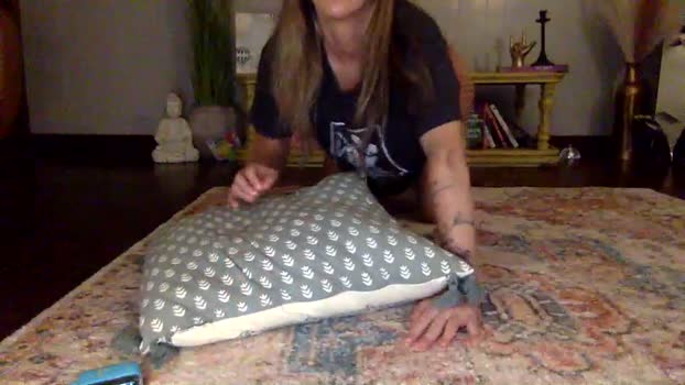 xlacyy striptease Webcam SHOW @ Chaturbate 02-10-2024