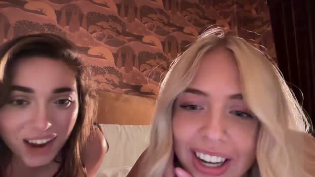 lucyholly spanking Webcam SHOW @ Chaturbate 04-10-2024