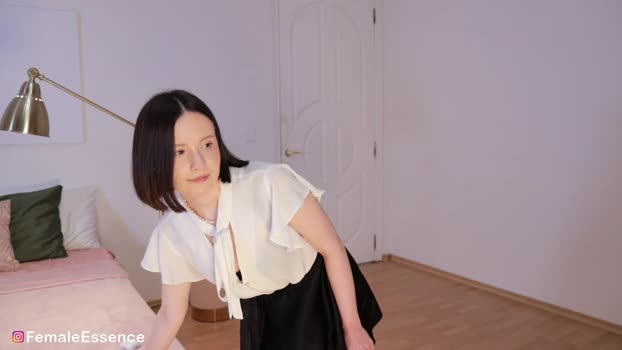 _female_essence_ Nude Webcam SHOW @ Chaturbate 05-10-2024