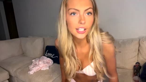 badbrittxo Female Chaturbate 11-10-2024