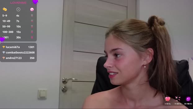 abby_laker Female Chaturbate 15-10-2024