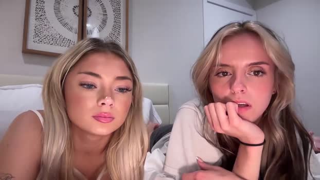 myareid Female Chaturbate 17-10-2024