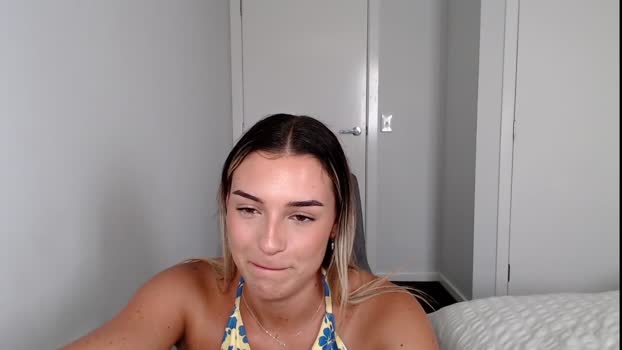 parisbabyxox Female Chaturbate 18-10-2024