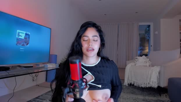 n_o_v_a Female Chaturbate 24-10-2024