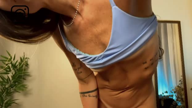 ormary Female Chaturbate 23-10-2024
