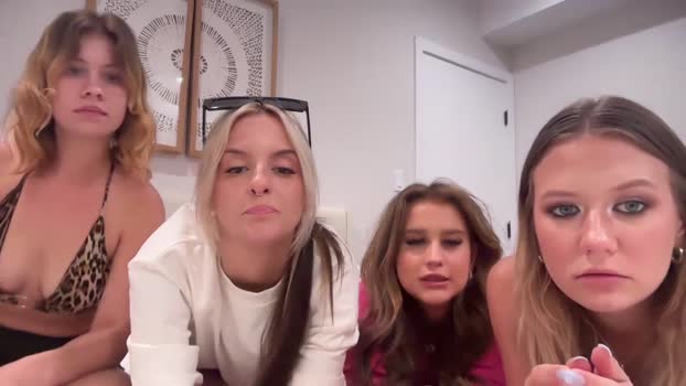 lunahadley Female Chaturbate 25-10-2024