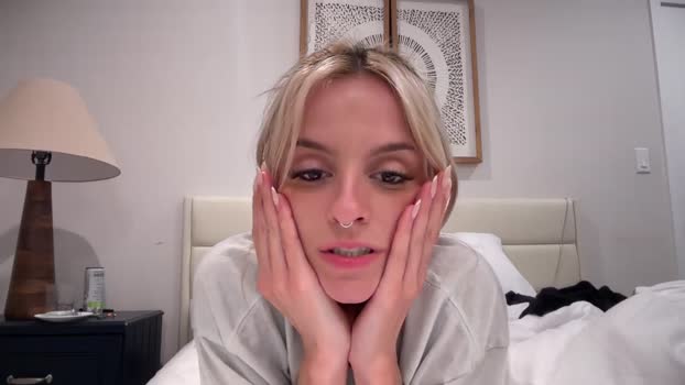 ashleypelosi Female Chaturbate 27-10-2024