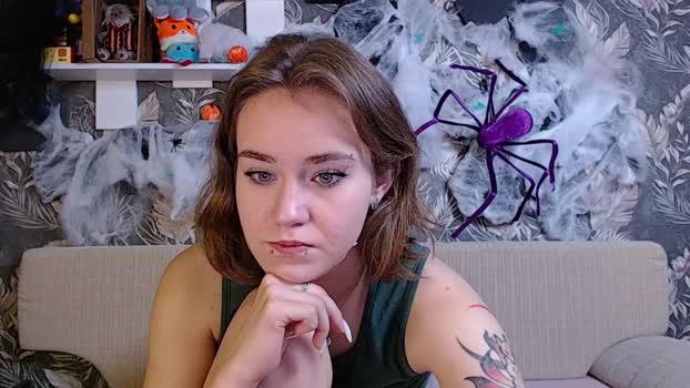 candyyyyrio Female Chaturbate 28-10-2024